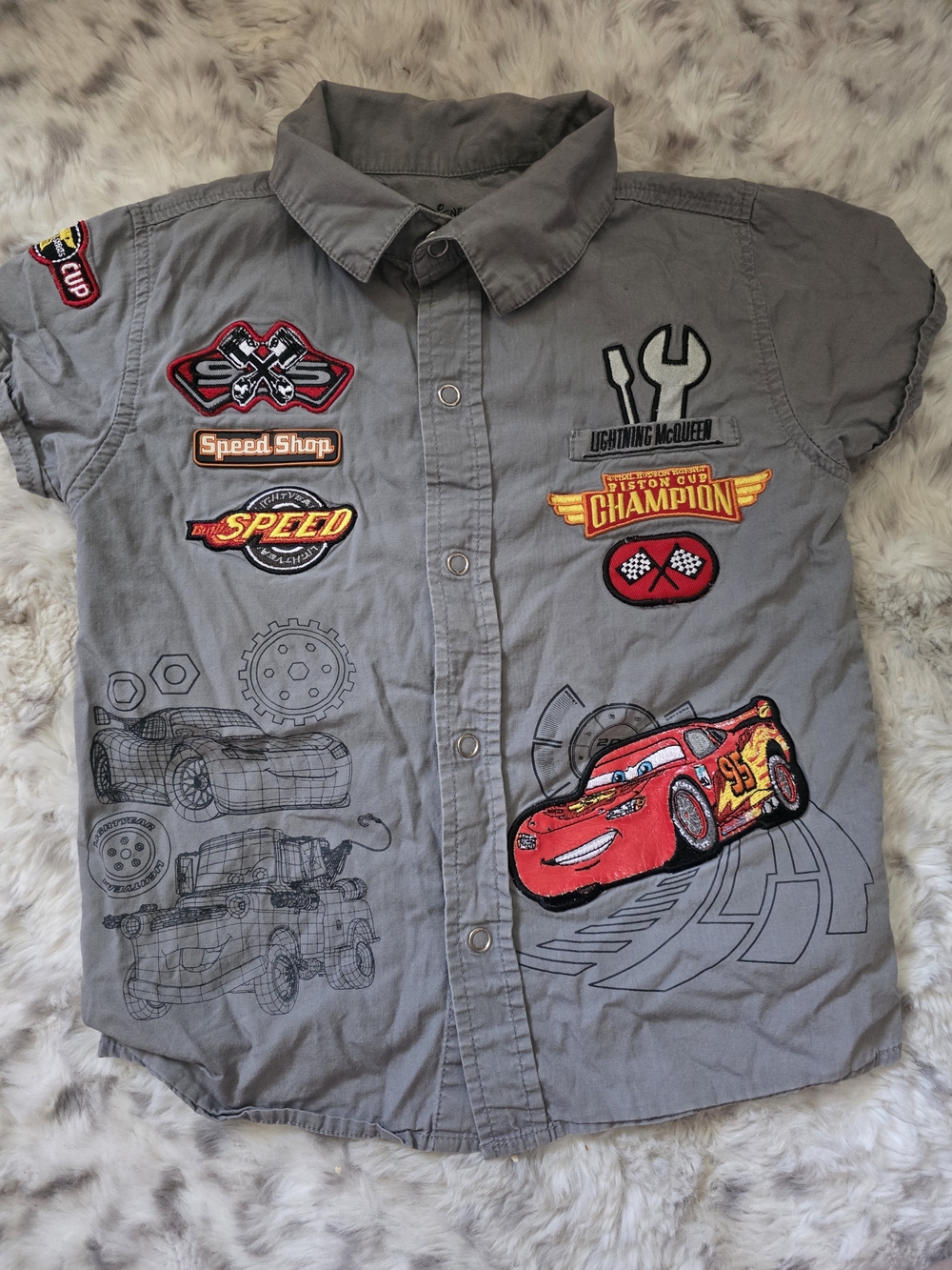 Disney Store Gray Button-Up Shirt with Red Lightning McQueen Patch